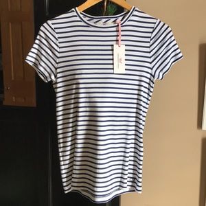 NWT Vineyard Vines t shirt